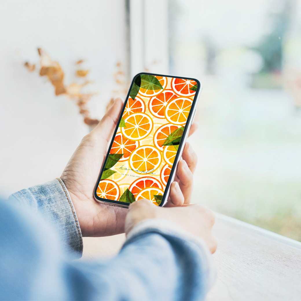 【心に温かさと活力を】ほっこりオレンジのポジティブ効果！フルーツ柄オレンジのスマホ壁紙